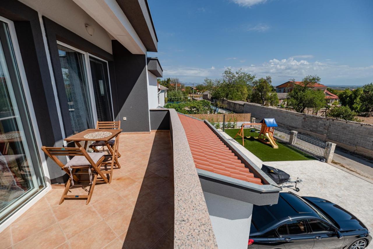 Villa Heaven Apartment - Airport Zadar Donji Zemunik Exterior photo